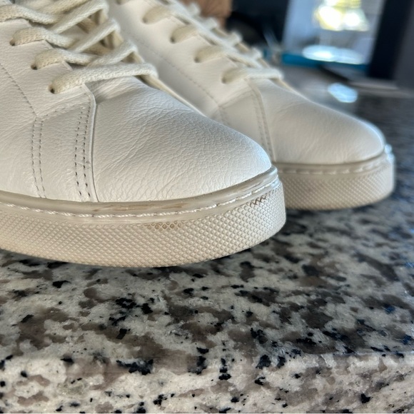 Veja Kids White/ Cream Sneaker Sz 7 - Picture 6 of 12